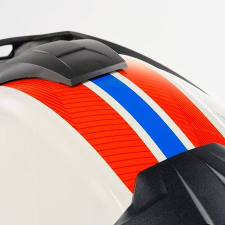 SCHUBERTH E2 DEFENDER WHITE + INTERKOM SC2